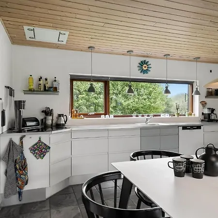 Dom wakacyjny Gorgeous In With Kitchen *